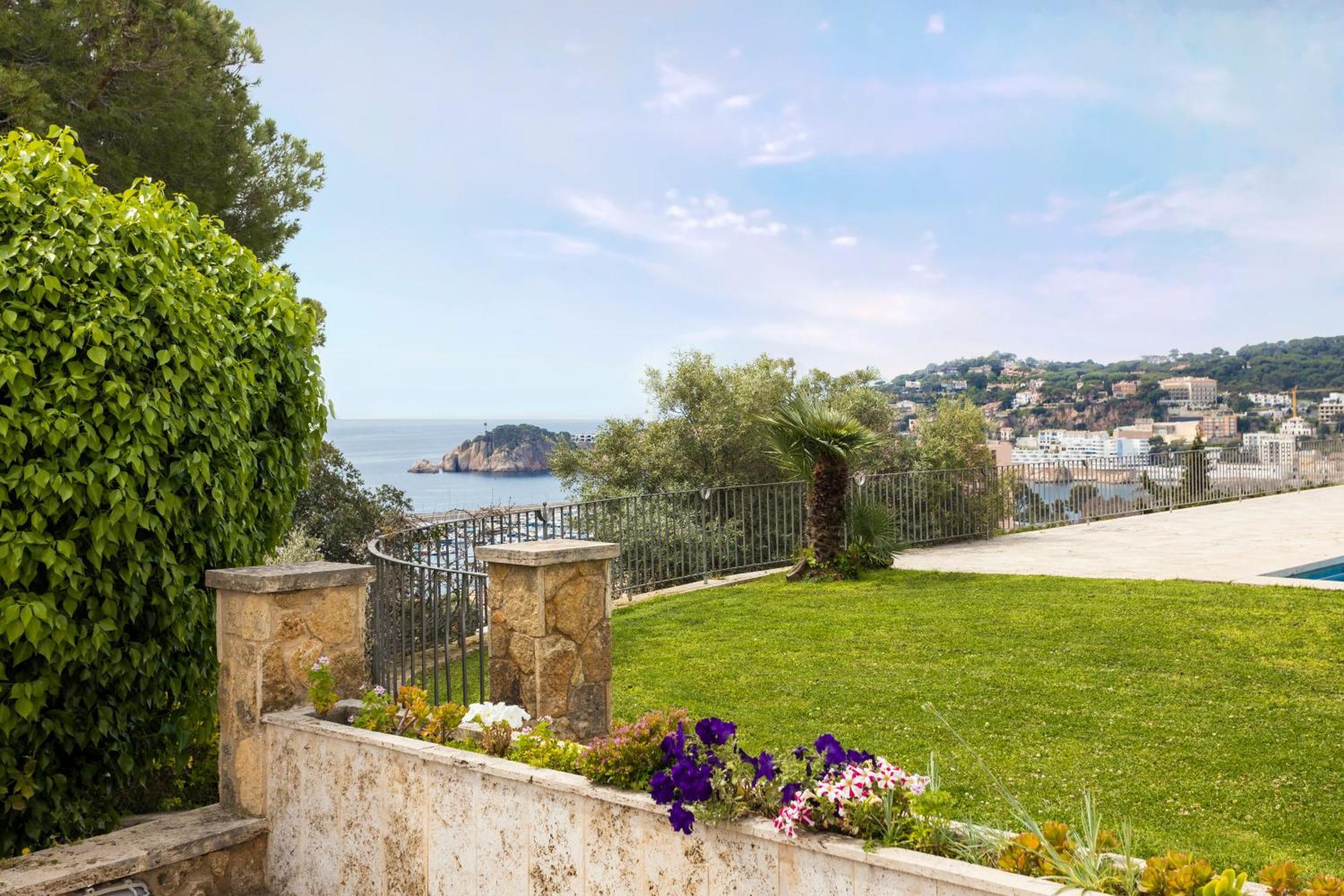 Villa Maricel Sant Feliu de Guíxols Esterno foto